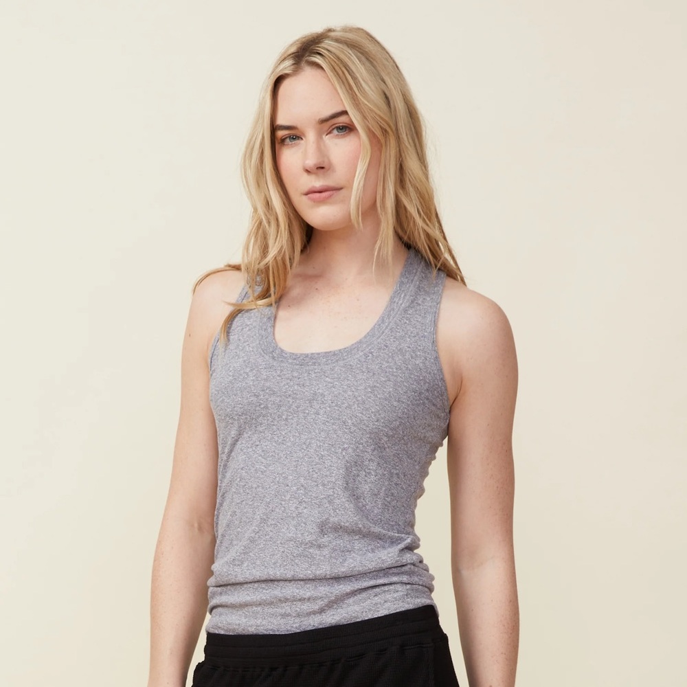 MONROW Textured Tri-Blend Narrow Tank in grey heather